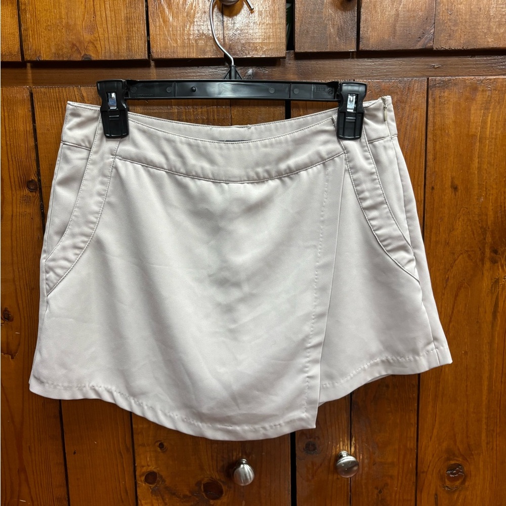 Very J Cream Skort